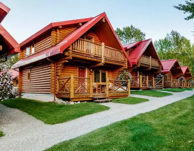 Miette Mountain Cabins