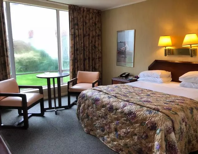 Gateway Inn