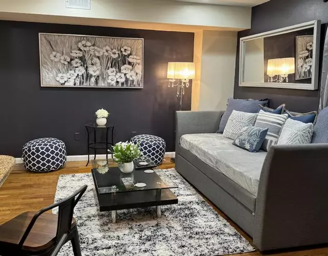 NY - NJ Tennis Suites - Sleeps 40 - 15 Mins to NYC