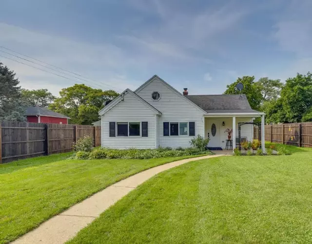 Private Plainfield Retreat with Gas Grill and Patio