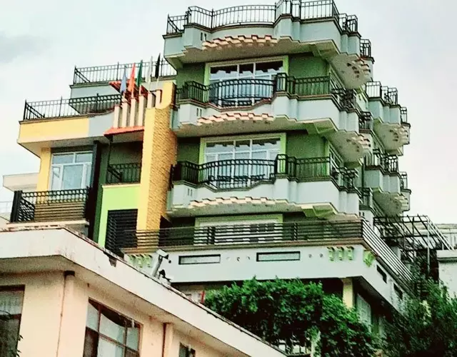 Sarwari Guesthouse Qargha