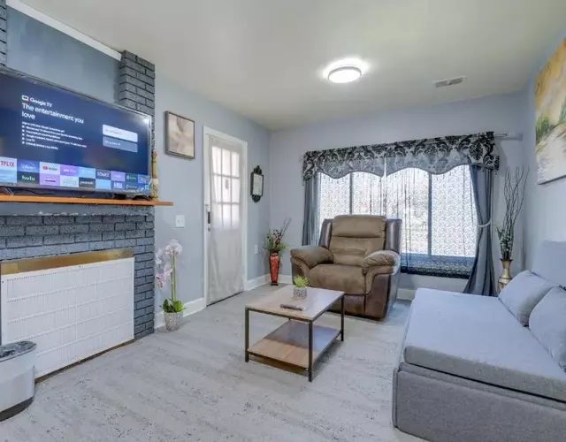 Kalamazoo Vacation Rental Near Golf and Parks!