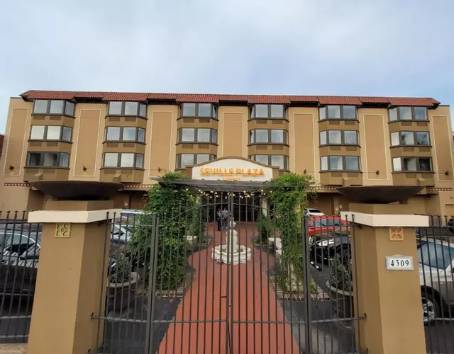 Seville Plaza Hotel, Trademark Collection by Wyndham