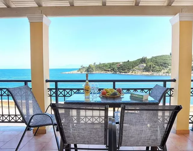 Votsalo Apartments By Kassiopi's Sea