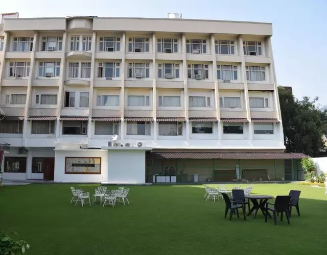 Hotel Ambica Katra