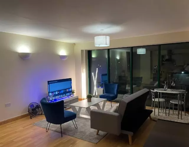 2 bedrooms, 2 bathrooms Stunning Penthouse City View