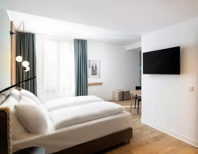 elaya hotel regensburg city center
