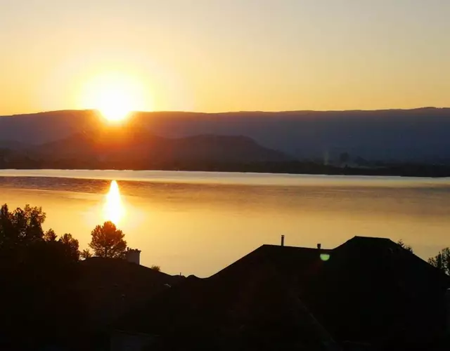 Casa Grande Lakeview House
