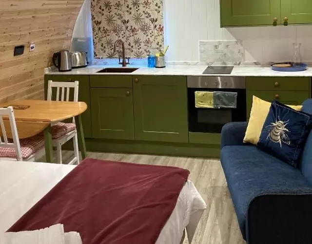 Bedrule Old Manse Glamping