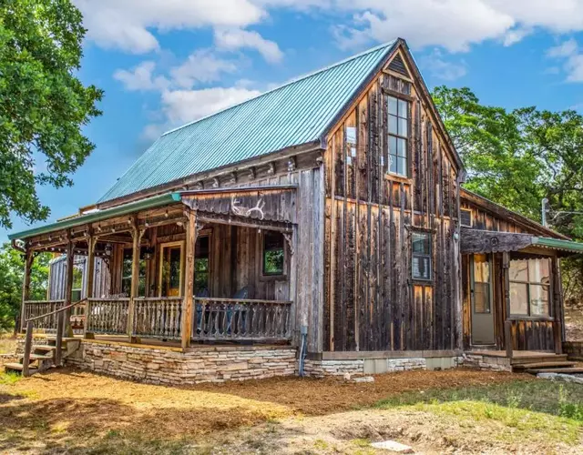 Old Fellow's Farmhouse