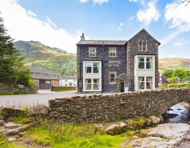 Bridge Hotel