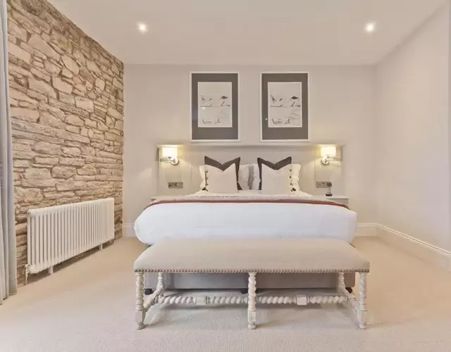 Tithe Barn - Self Check In Hotel