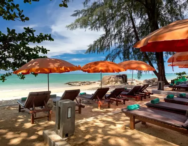Khaolak Wanaburee Resort - SHA Extra Plus
