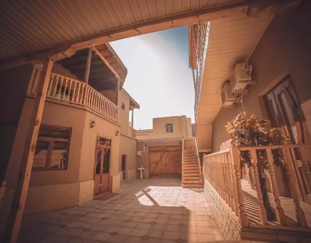 Oqilanur Guest House