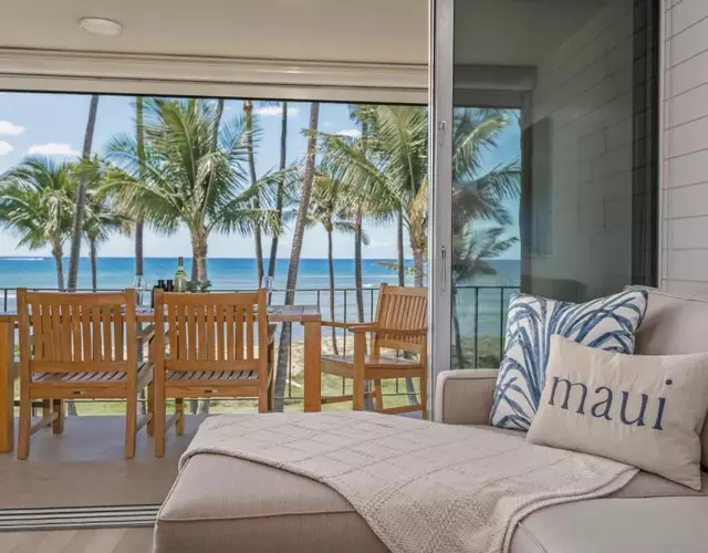 Fully Remodeled Ocean Front Comfort HKOK316