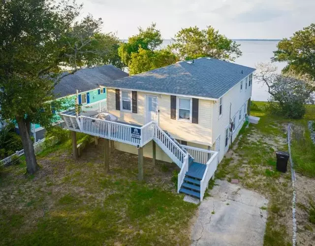 Bayfront Bliss - All New for 2025 w Spa & GameRoom
