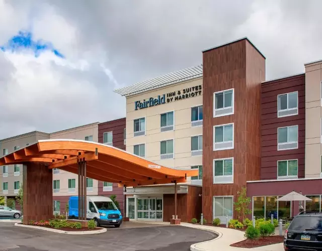 Fairfield Inn & Suites by Marriott Philadelphia Valley Forge/Great Valley