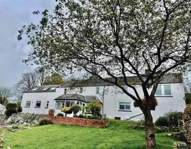 Airds Farm Guest House