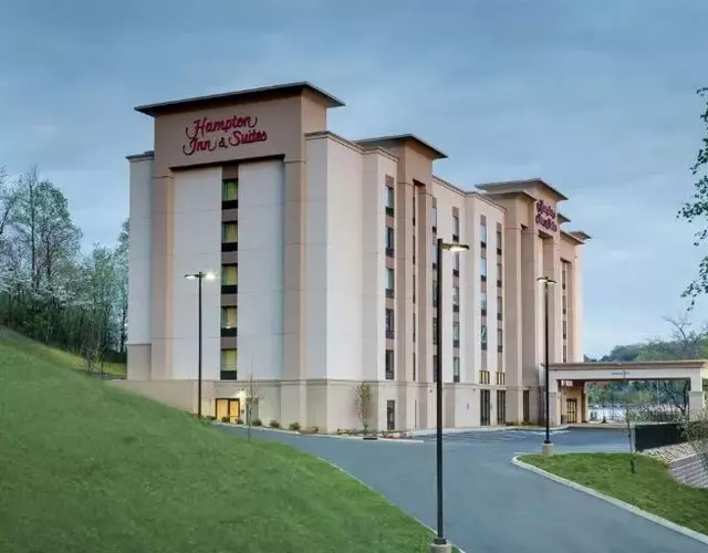 Hampton Inn & Suites - Knoxville Papermill Drive, TN