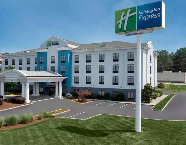 Holiday Inn Express Knoxville-Strawberry Plains by IHG