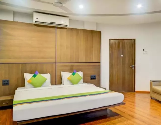 Hotel Shiva's, Kolhapur