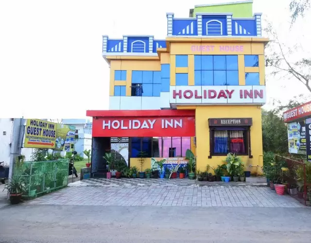 HOLIDAY INN