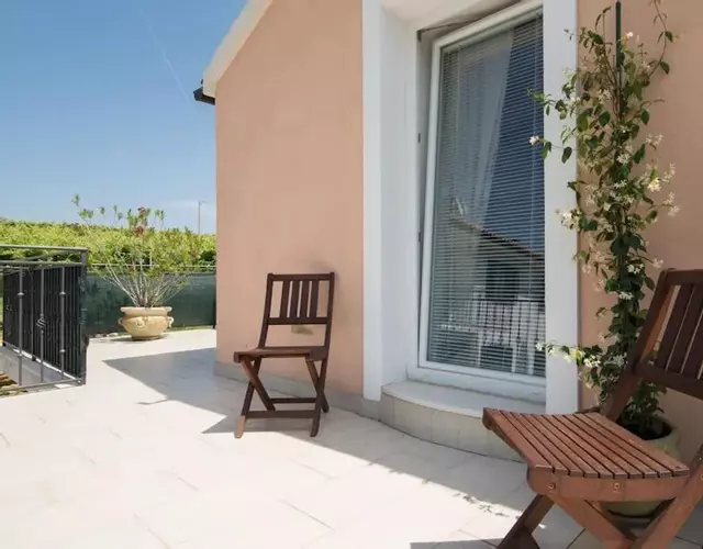 2-bedroom Istrian house with terrace