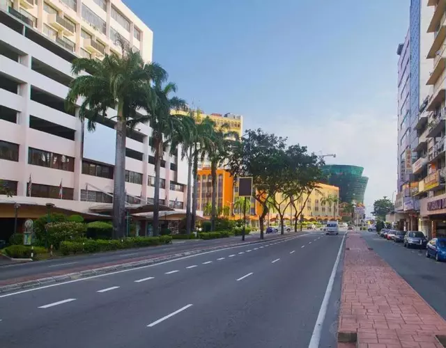 Kinabalu Daya Hotel