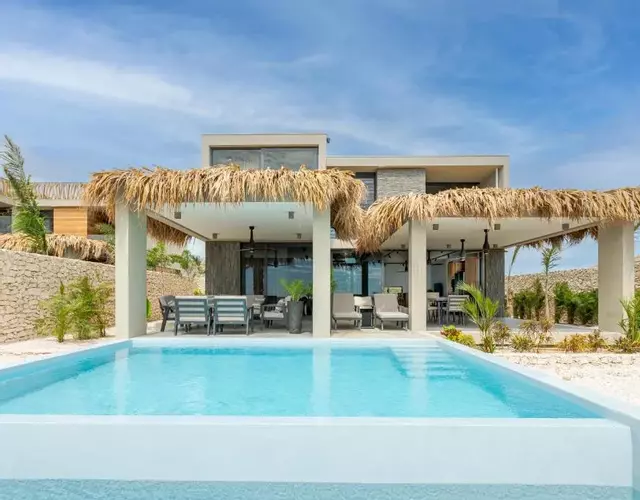 Delfins Residences