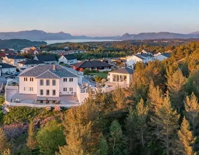 Villa Freya with stunning sea view