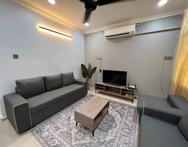 Bayu Homes(Cozy 4 BedRoom SemiD in KT City Center)