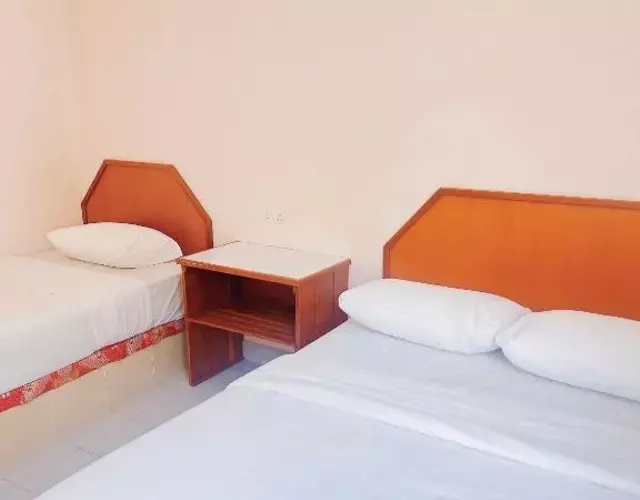 Triple room with private bathroom