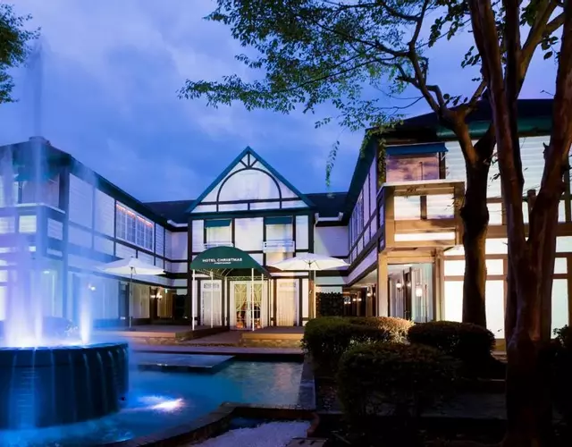 Kumamoto Hotel Christmas Forest Garden (Love Hotel)
