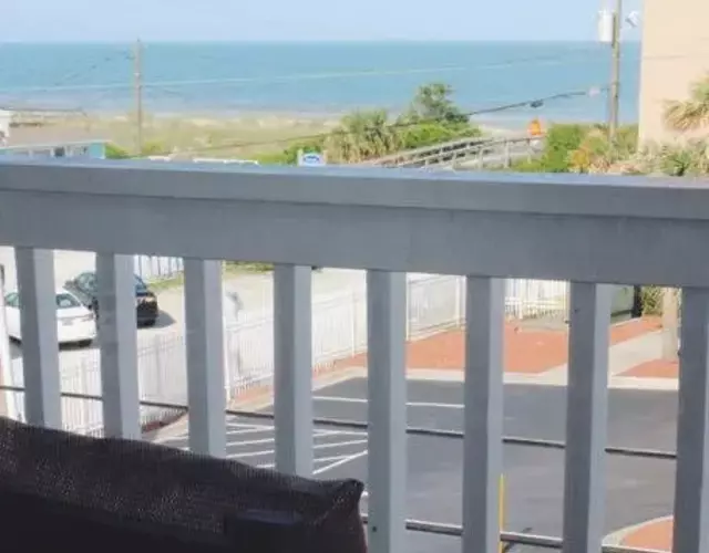 Kraken's Den * Oceanview * Steps to ocean * Pool