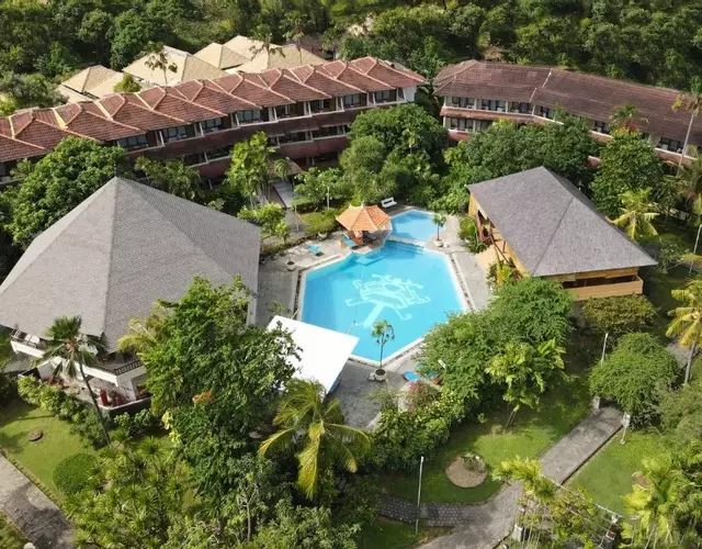 Palm Beach Hotel Bali