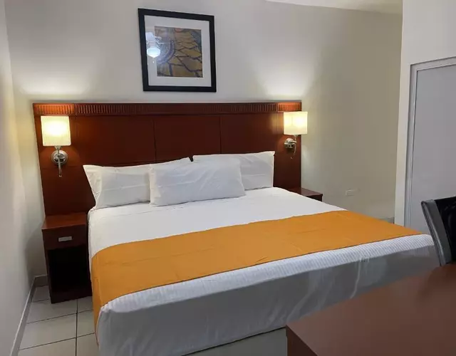 HOTEL LAS PALMAS