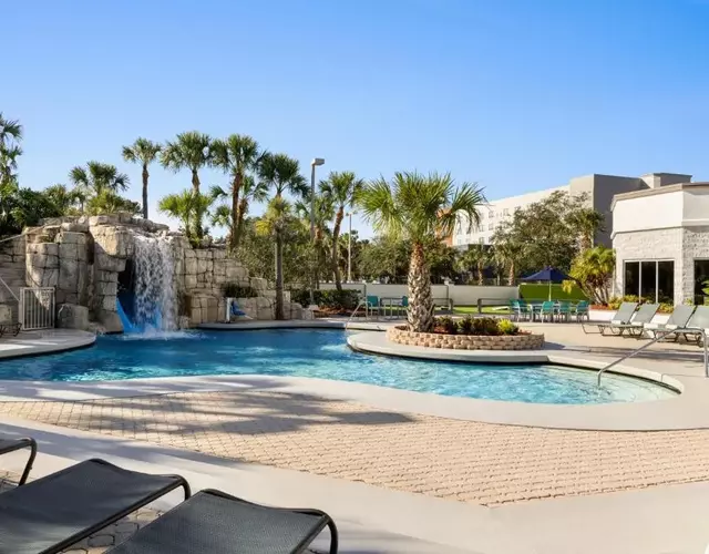 Crowne Plaza Orlando - Lake Buena Vista by IHG