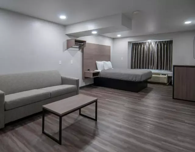 Americas Best Value Inn and Suites Lake Charles
