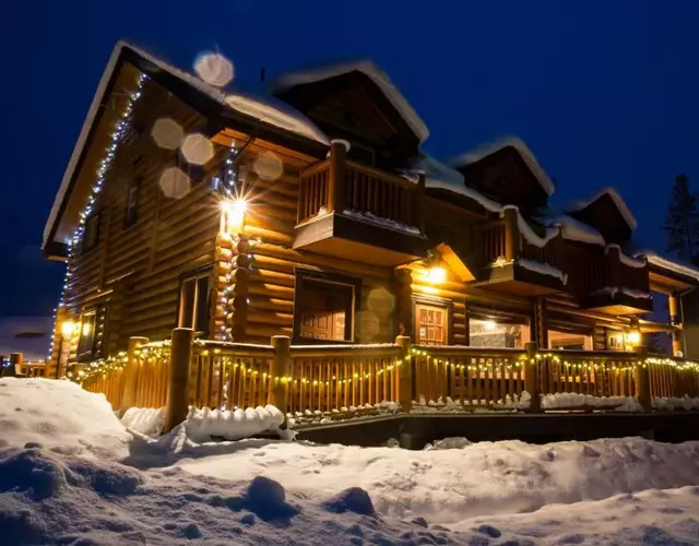 Castle Mountain Chalets