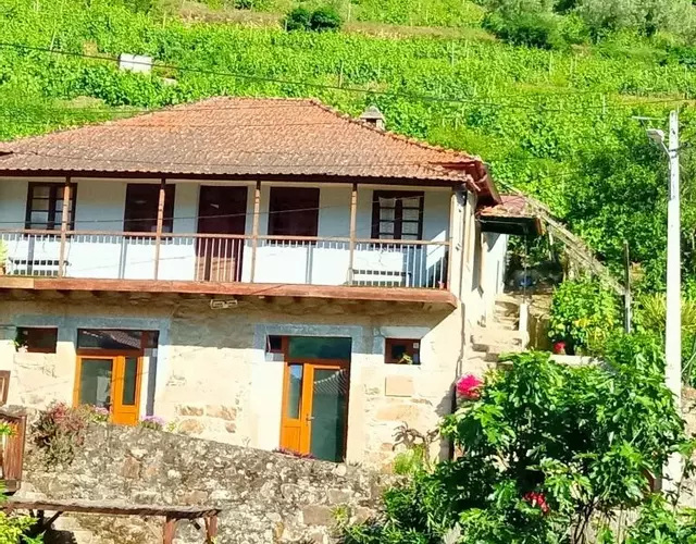 D. Maria São Pedro de Balsemão