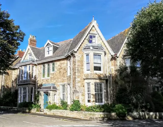 Treventon Guest House