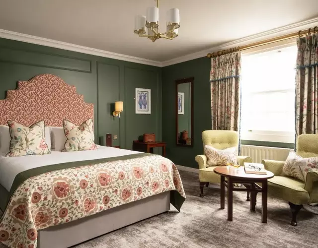 The Harbourview Hotel