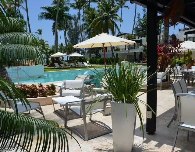 Aligio Beachfront Paradise