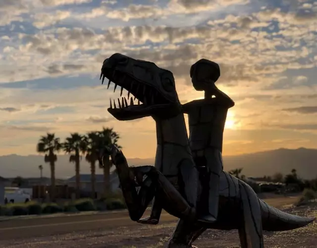 Area 51 Annex - Alien Lake Escape