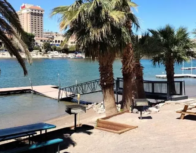 River Front Hideaway