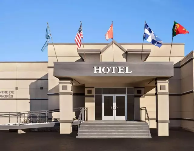 Hotel Days Inn Blainville & Centre de Conférence