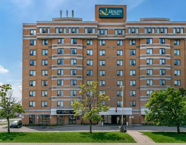 Quality Inn and Suites Montreal East