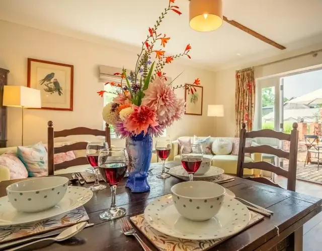 Rural bolthole in Constable country estate - The Woodshed