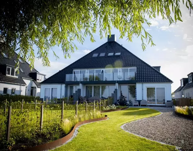 Bright apartment within walking distance of the Sneekermeer