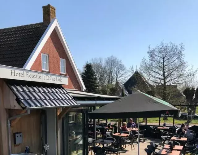 Hotel Eetcafé 't Dûke Lûk